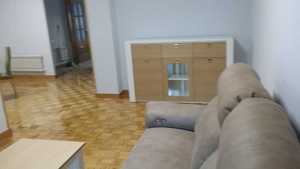 salon comedor roble natural-laca blanca+ sofá rela