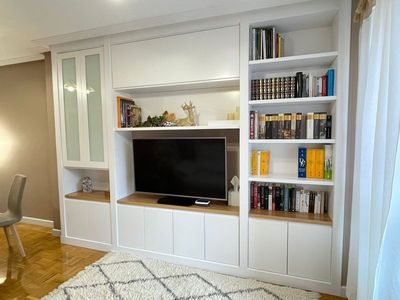 LIBRERIA LACA Y ROBLE A MEDIDA
