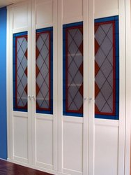 Puertas batientes Muebles a medida