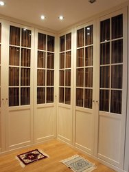 Puertas batientes Muebles a medida